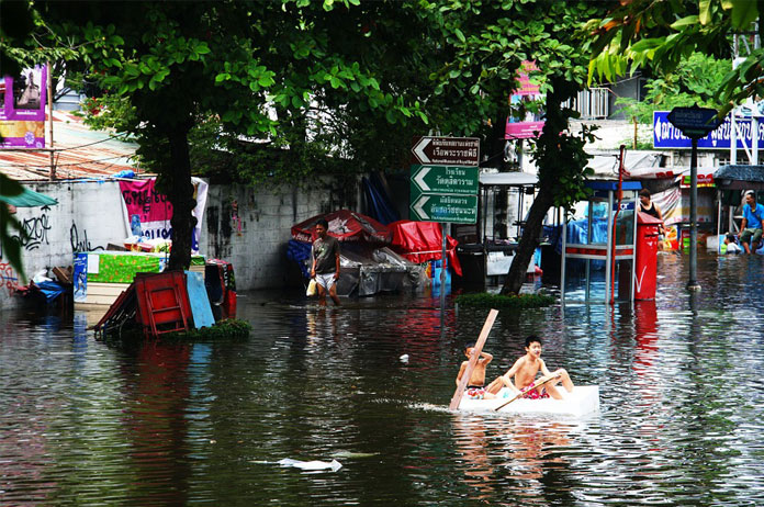 Southern-Thailand-flooding-2017-2011-featured-image