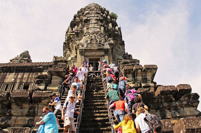 cambodia tourism thai market