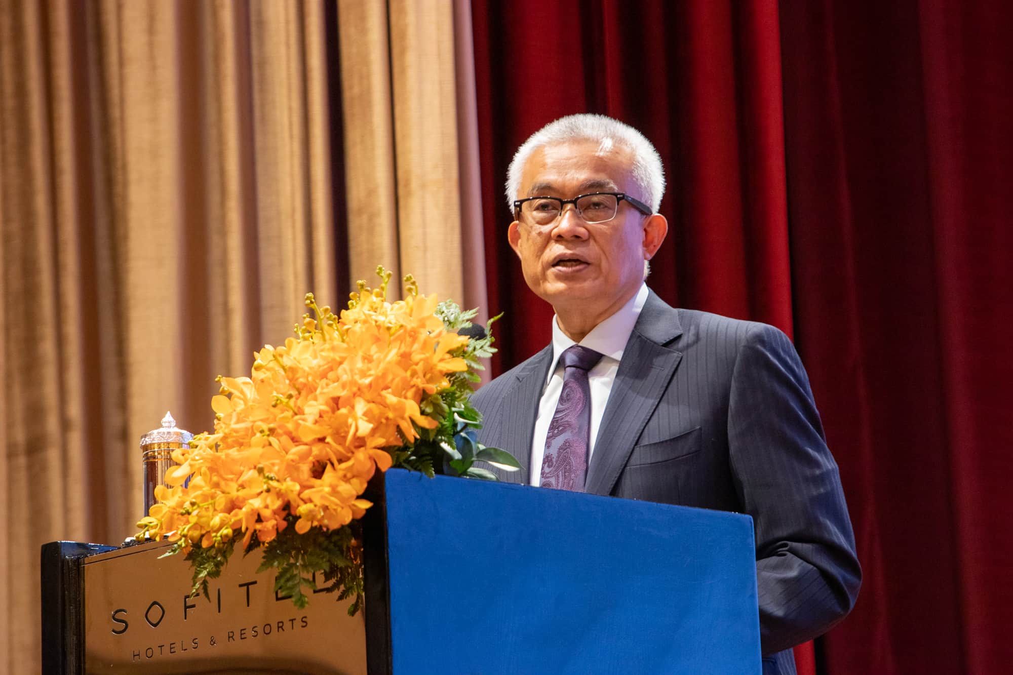 DPM Aun Pornmoniroth delivers remarks at ASEAN-Cambodia Business Summit