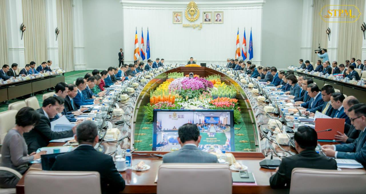 PM Hun Manet chaired a cabinet meeting on October 27, 2023, where the draft Law on Financial Management 2024 was revealed.