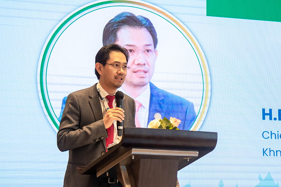 H.E. Dr. Chhieng Vanmunin, CEO of Khmer Enterprise, speaking at CAMESCO 2023.