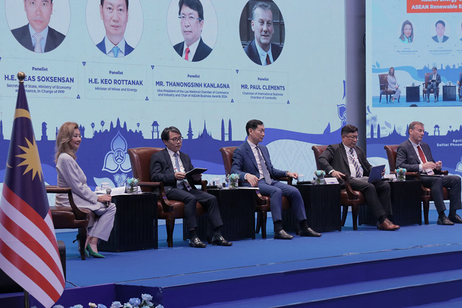 Panel discussion on ASEAN energy grid connectivity and ASEAN renewable energy and sustainability