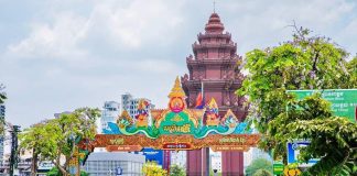 Cambodia Gears Up For Four-Day Khmer New Year 2024 - Independence Monument